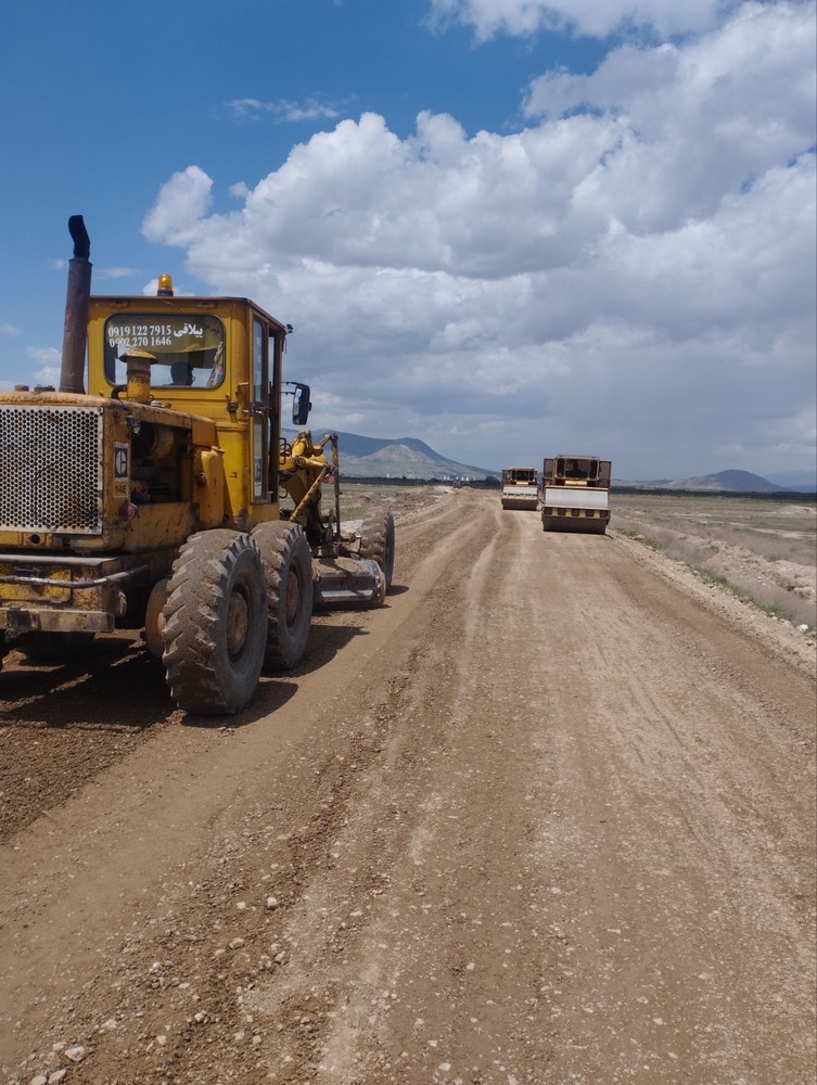 بهسازی و آسفالت راه روستایی حسو شیری شهرستان ماکو